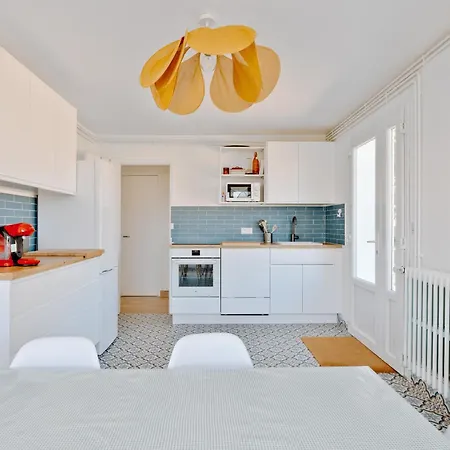 Maison Familiale 100m De La بارنفيل-كارتريت