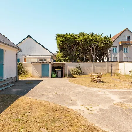 Holiday home Maison Familiale 100m De La Barneville-Carteret